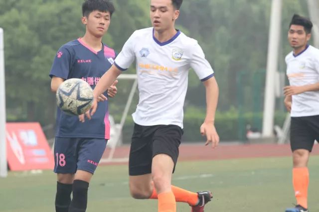 郭艾伦5分广州负同曦 孙铭徽20分广厦负北控